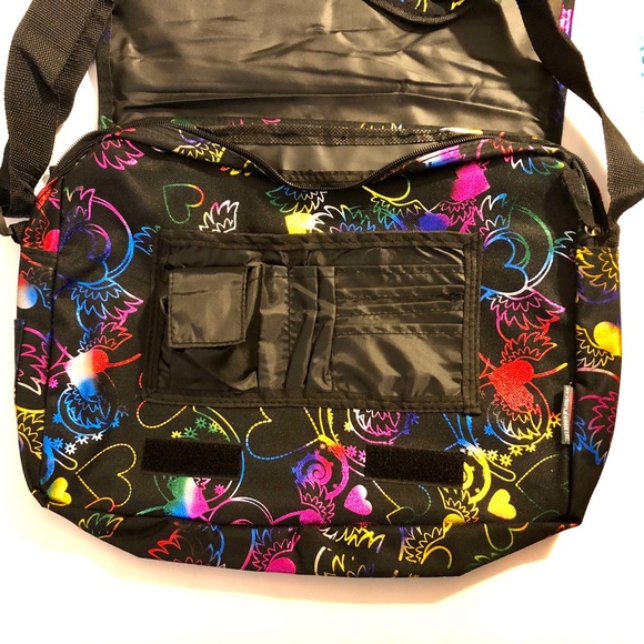 NWT Triple Gear metallic multicolor crossbody messenger bag hearts with wings - Picture 3 of 11